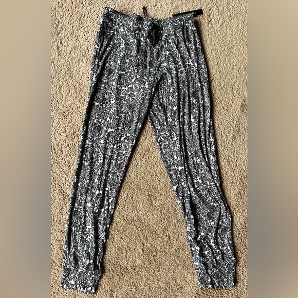 Tahari Pants - Tahari pants